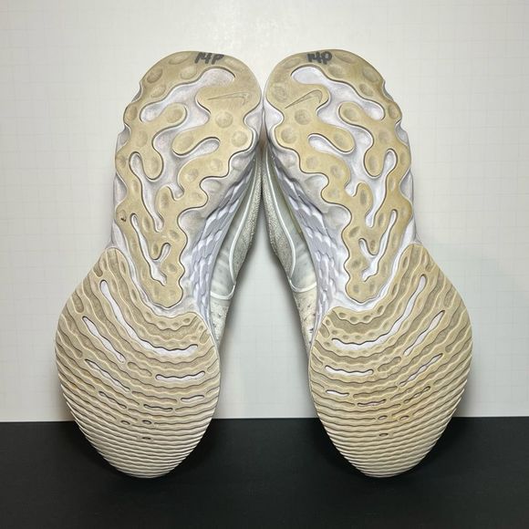 Nike White and Yellow Athletic Shoes - Picture 8 of 9